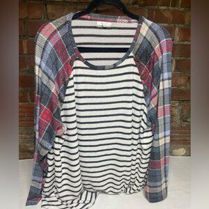 Maurices Gray and Pink Striped Top 2xL